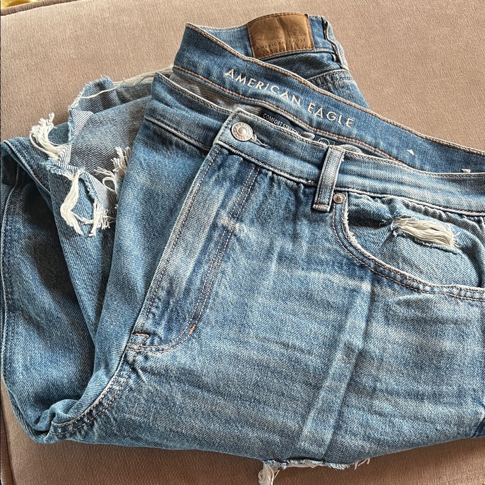 American Eagle Outfitters Blue Distressed Jeans